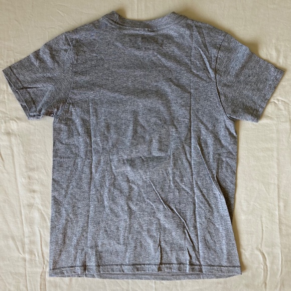 Grey Looney Tunes Tasmanian Devil "I Don't Do Mornings" Tee Boys Medium - Picture 3 of 3